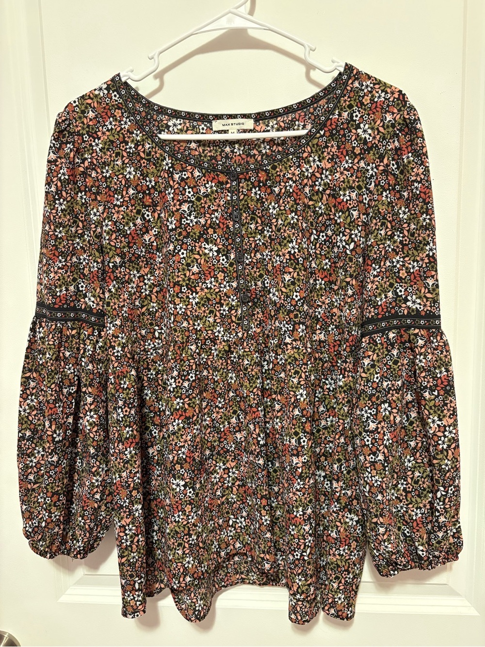 Max Studio Floral Peasant Top